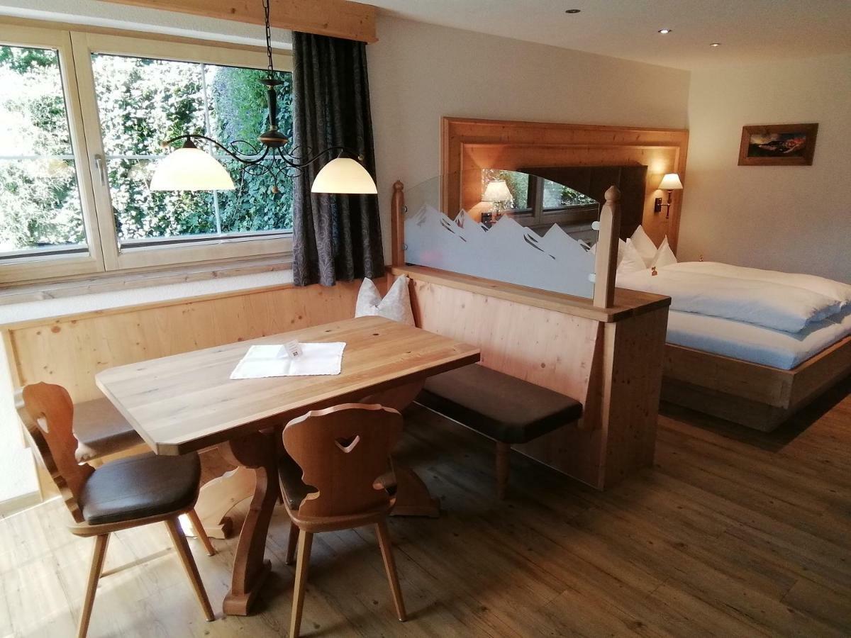 צל אם צילר Tirol Appartement Haus Zillertal מראה חיצוני תמונה